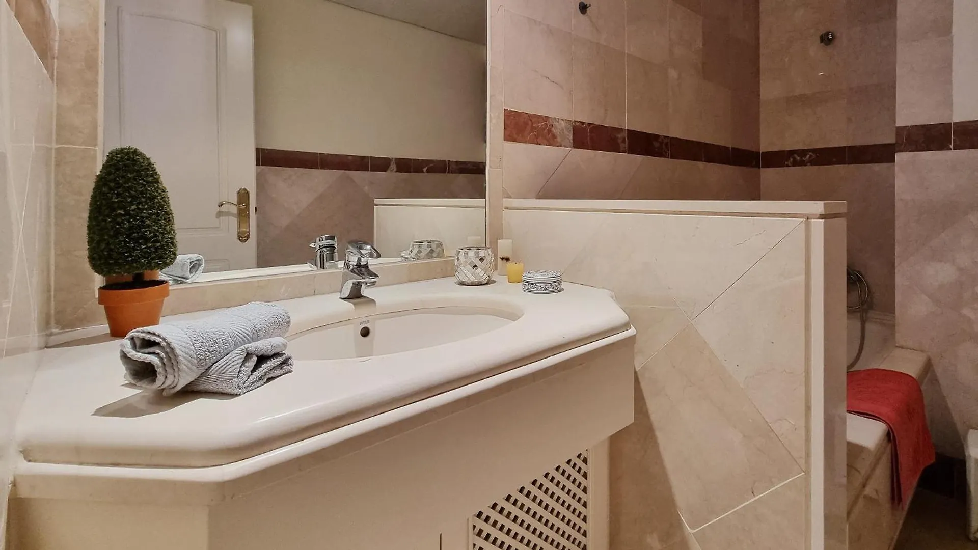 Jardines De Don Carlos Apartment Μαρμπέλλα