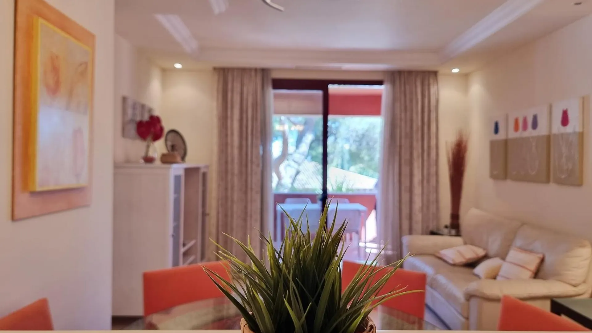 Jardines De Don Carlos Apartment Marbella