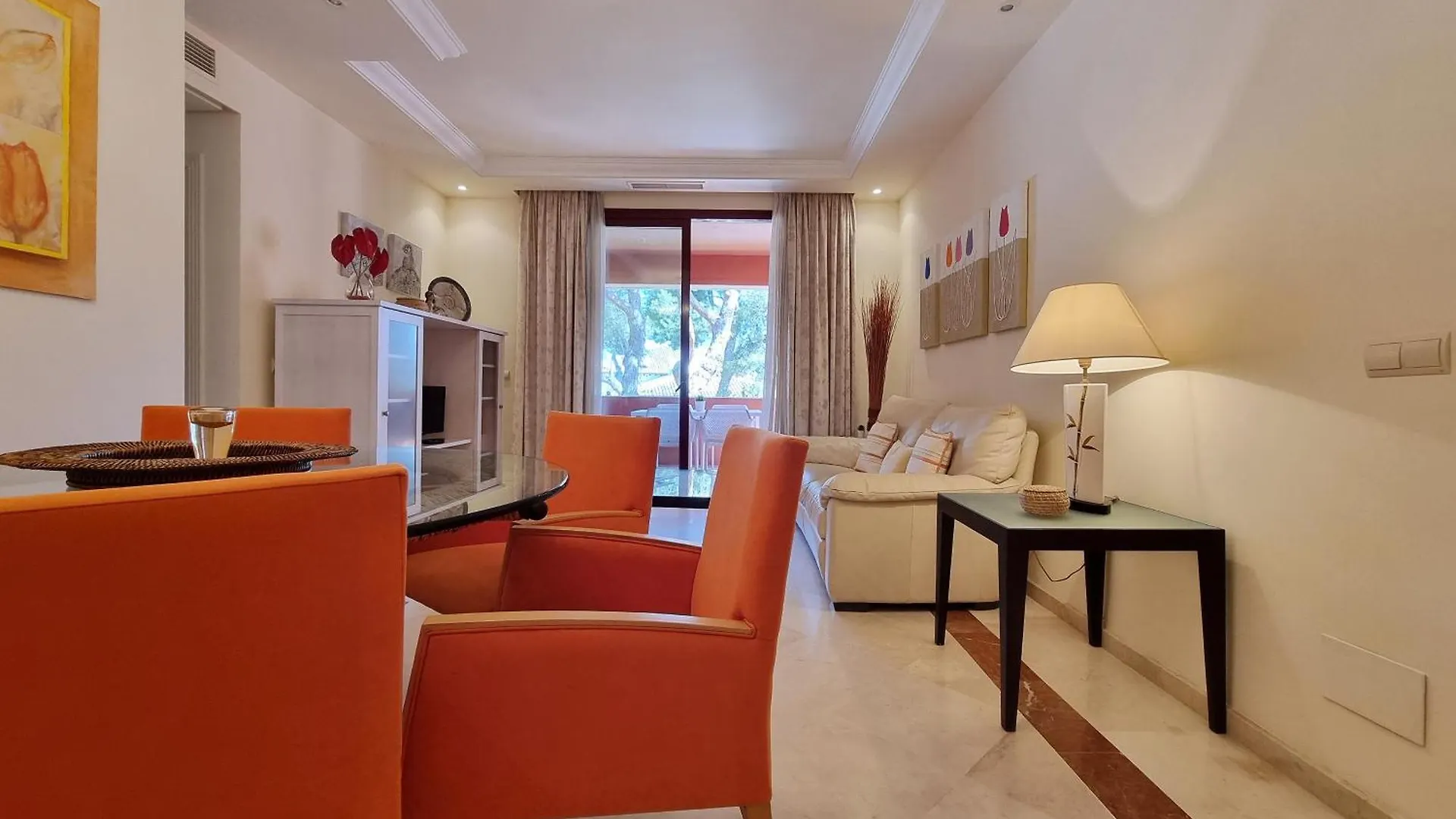 Jardines De Don Carlos Apartment Marbella