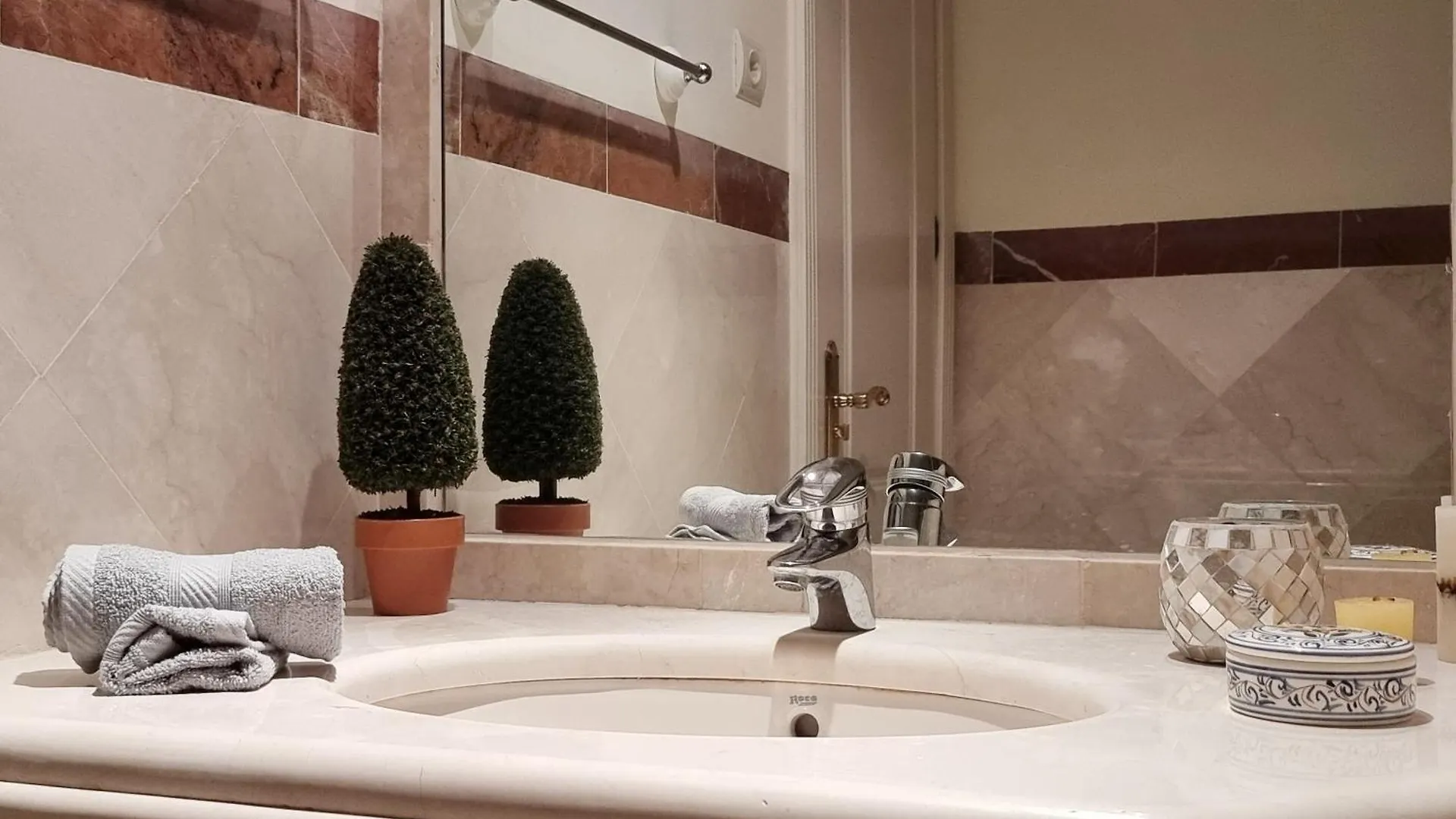 Jardines De Don Carlos Apartment Marbella Spagna