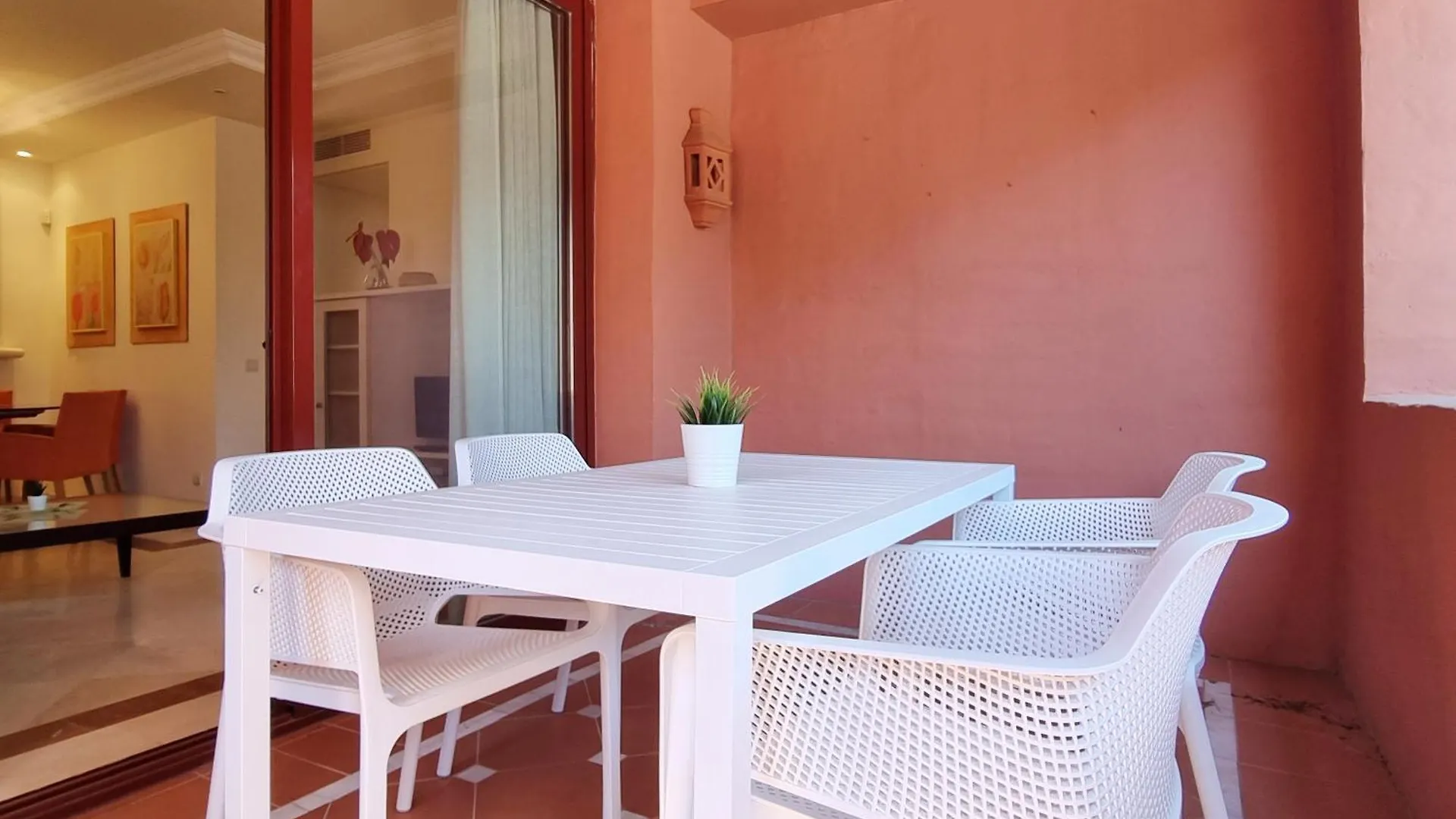 Jardines De Don Carlos Apartment Marbella
