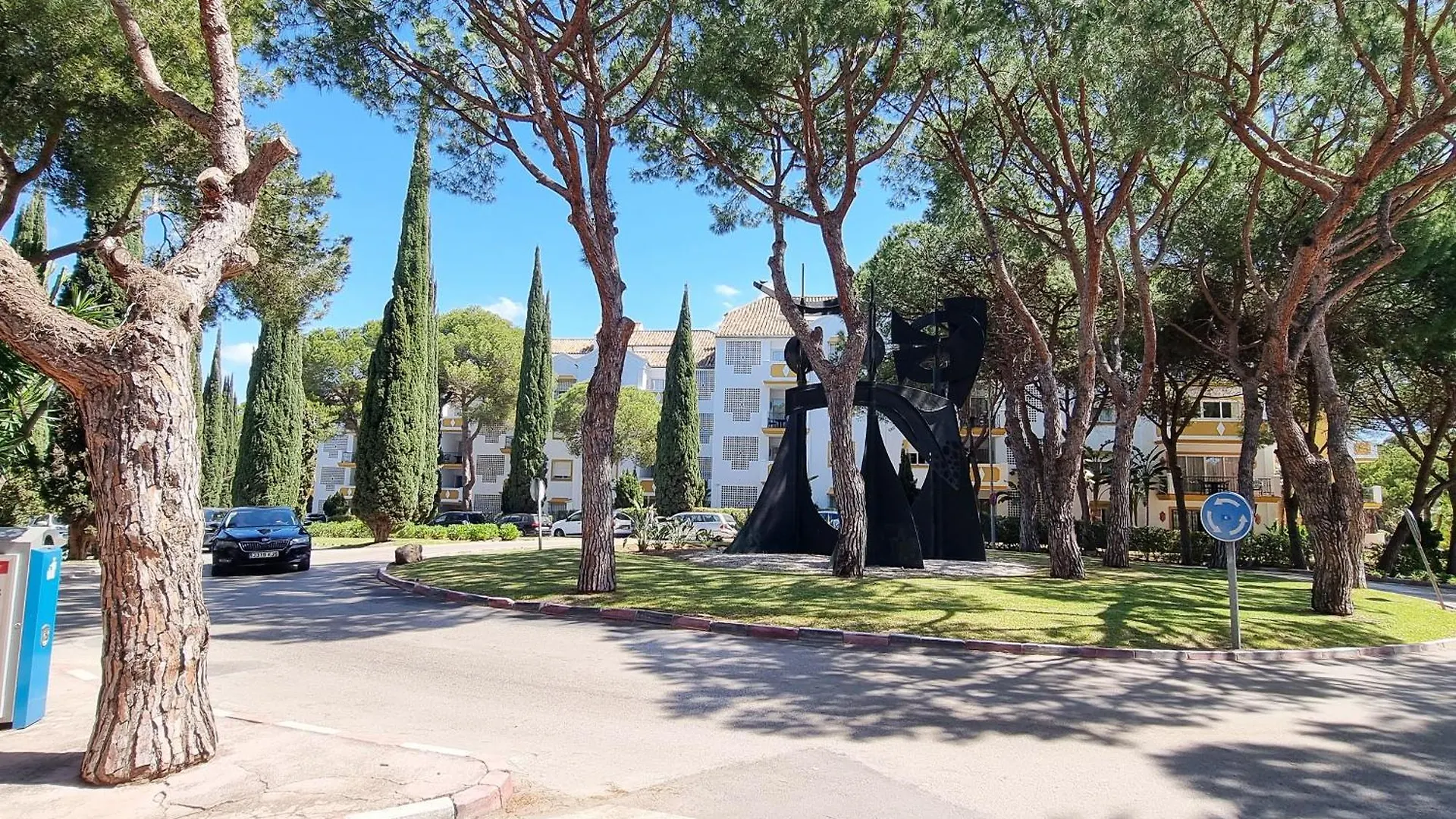 Jardines De Don Carlos Apartment Marbella