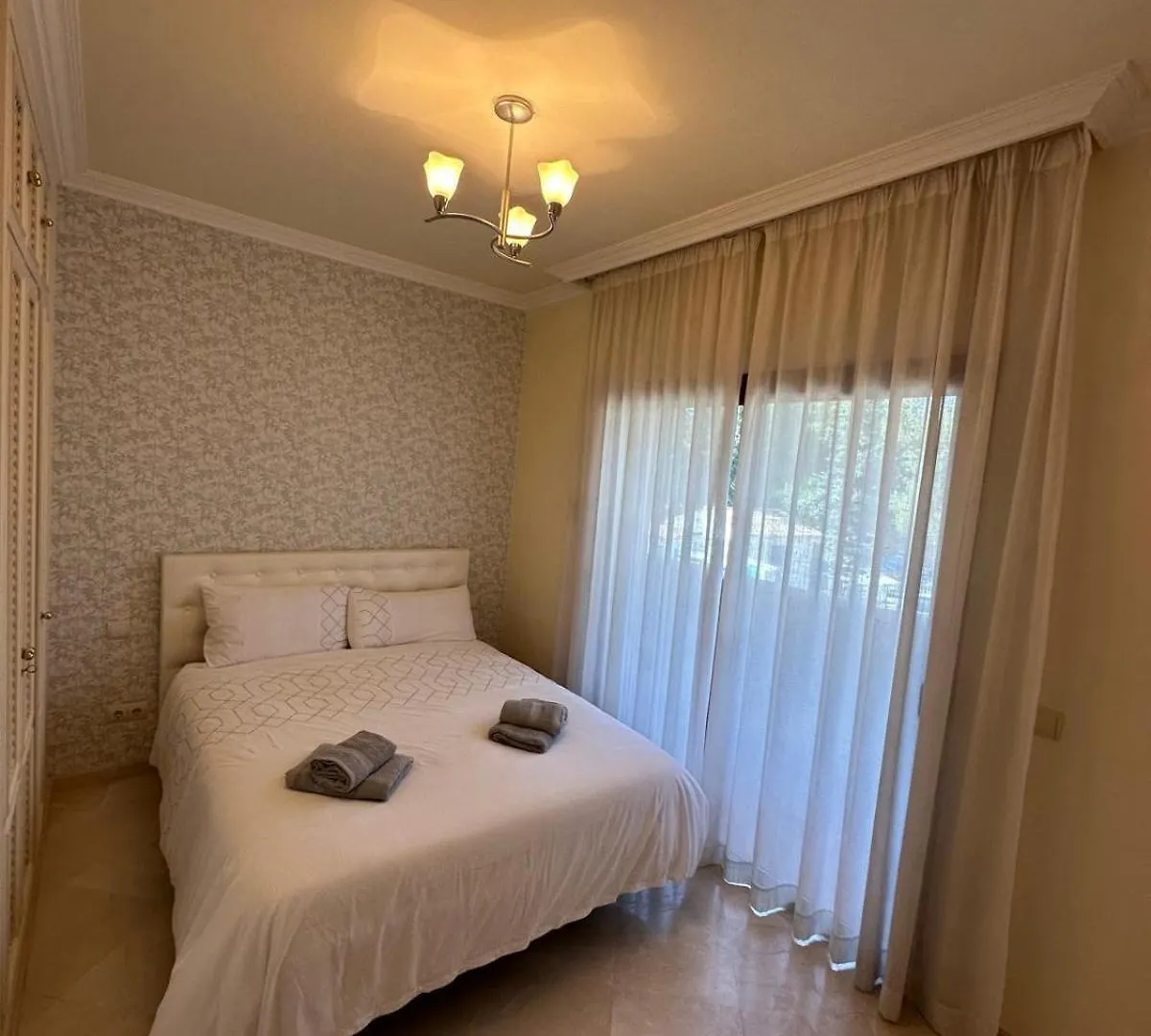 Jardines De Don Carlos Apartment Marbella